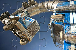 “骨折式”降价，35万可买玛莎拉蒂SUV！过去对标保时捷，该品牌去年在华销量暴跌70%